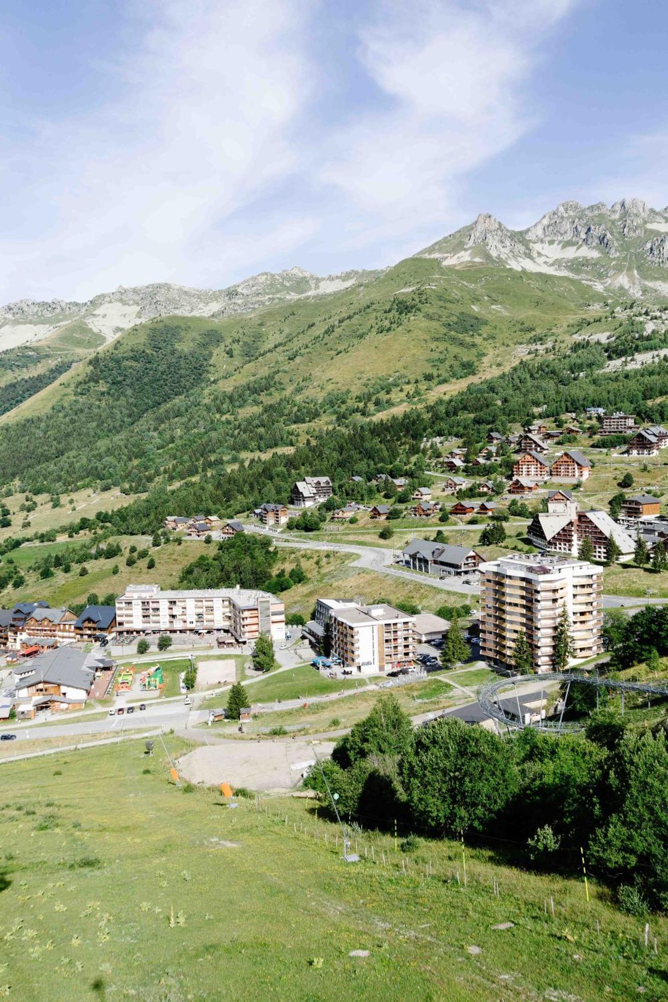 Village Vacances Atc Routes Du Monde Сен-Франсуа-Лоншам Экстерьер фото